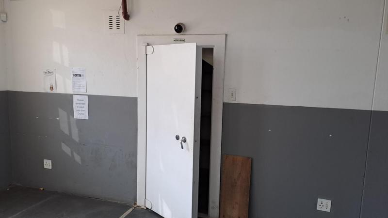 To Let commercial Property for Rent in Ferguson Eastern Cape